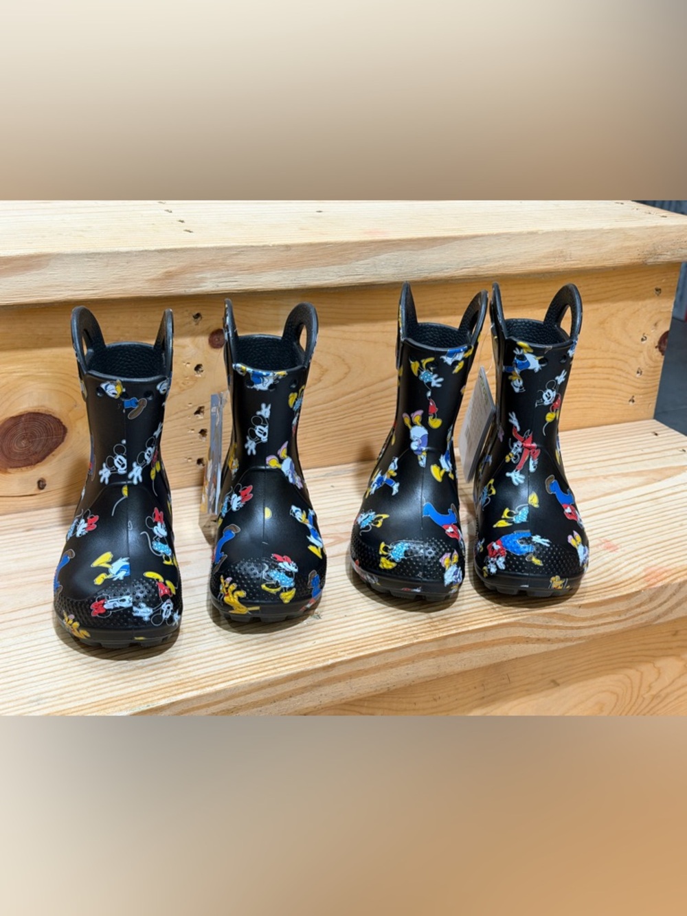 NWT Crocs Mickey & Friends Rainboots Size Toddler 8 or 9 **pick 1 size